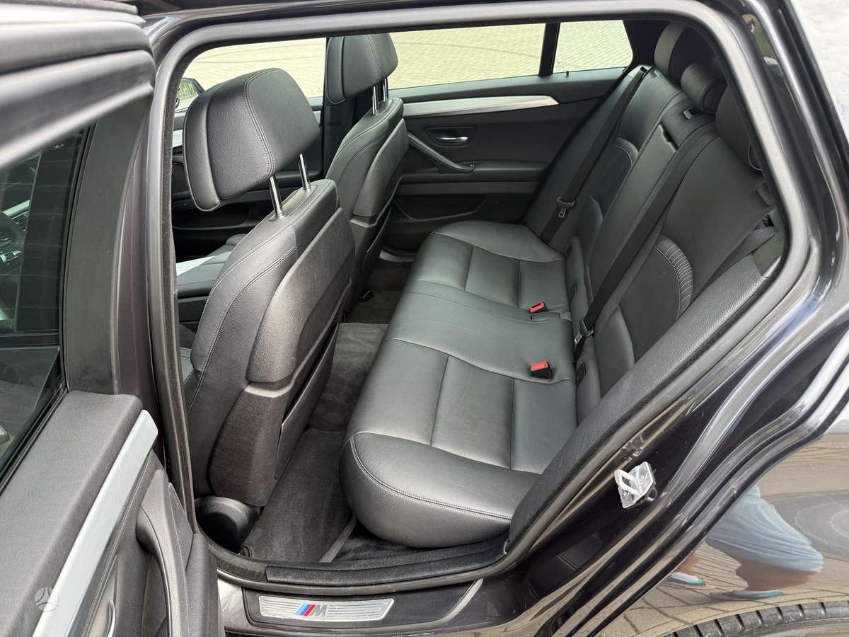 BMW 530, 3.0 l., wagon