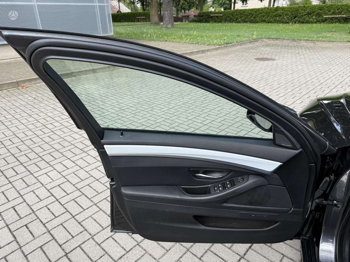 BMW 530, 3.0 l., Универсал