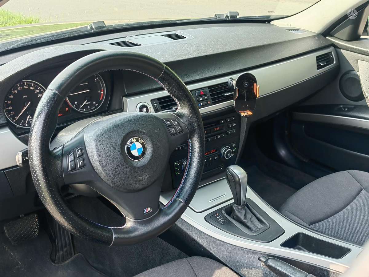 BMW 320, 2.0 l., Универсал