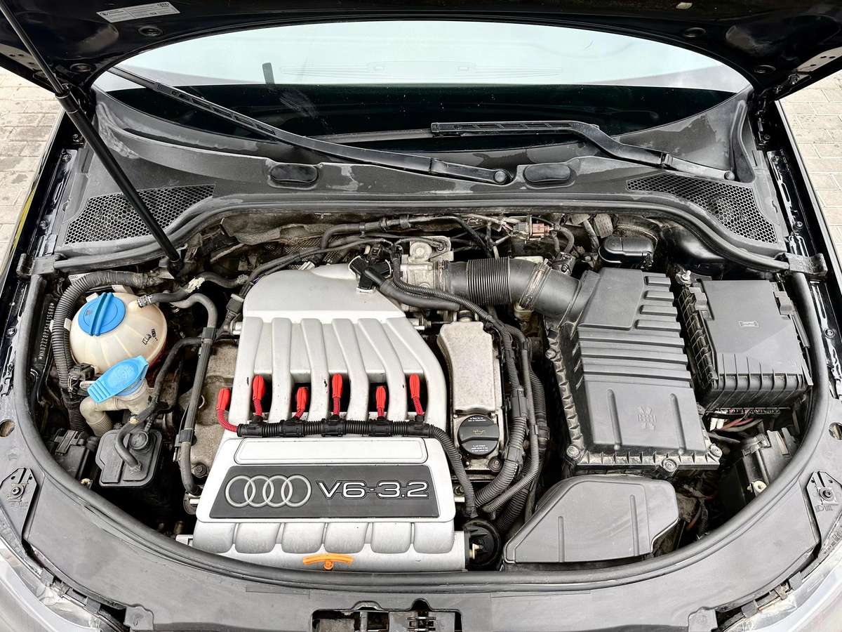 Audi A3, 3.2 l., Хэтчбек