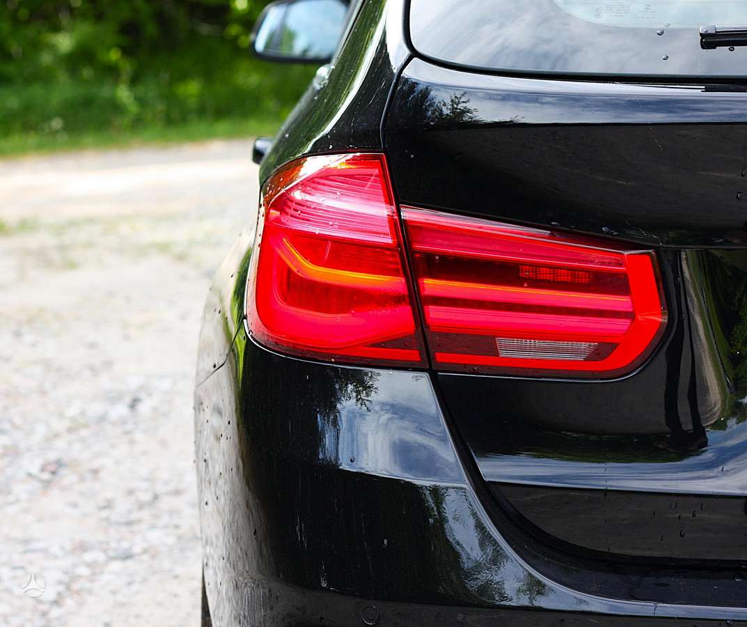 BMW 320, 2.0 l., wagon