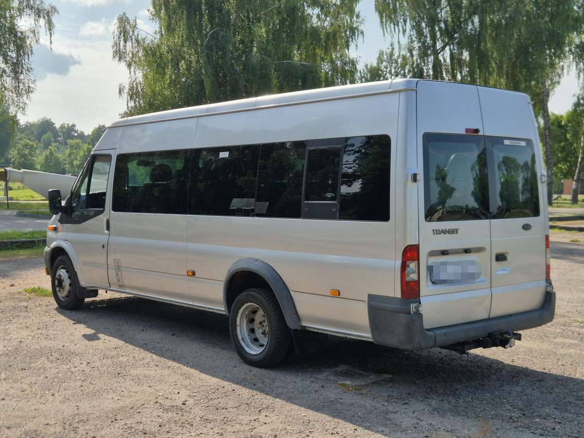 Ford Transit, passenger minibus