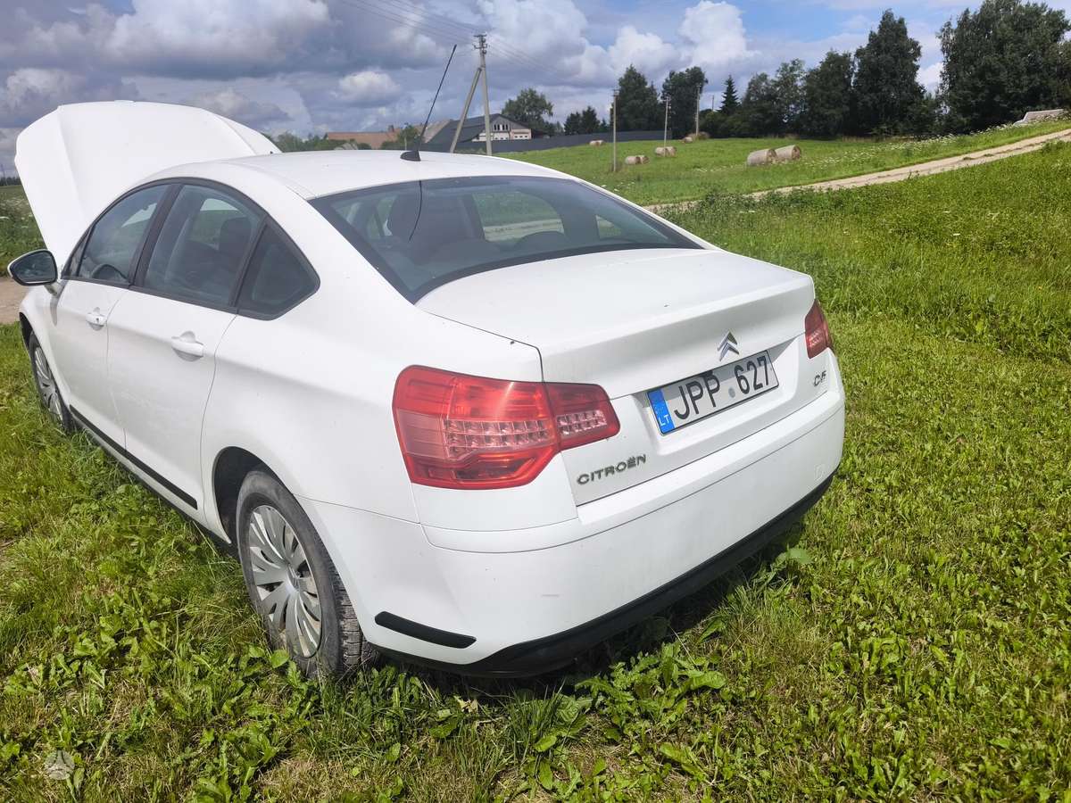 Citroen C5, 1.6 l., Седан