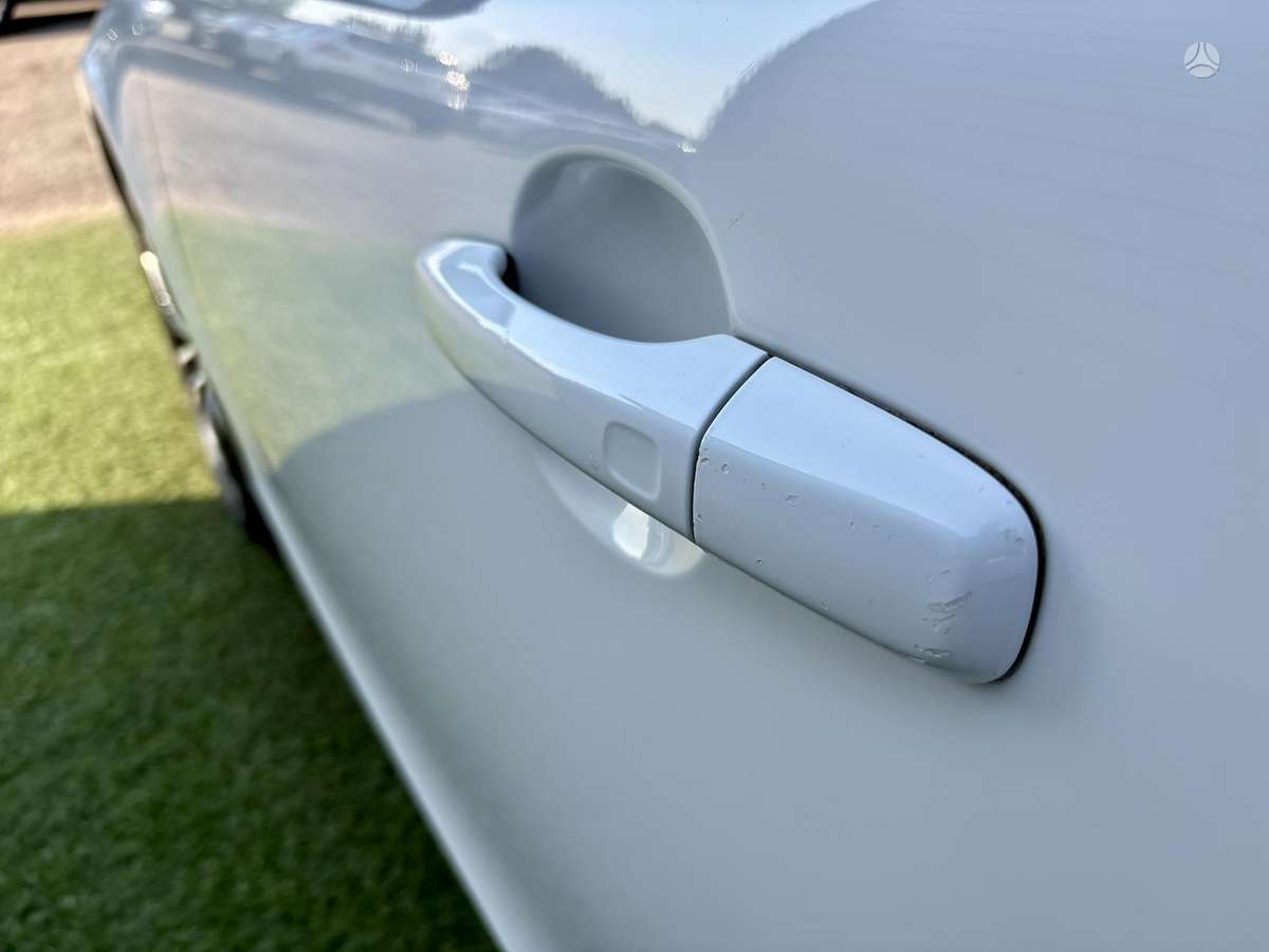 Volvo V40, 2.0 l., Хэтчбек