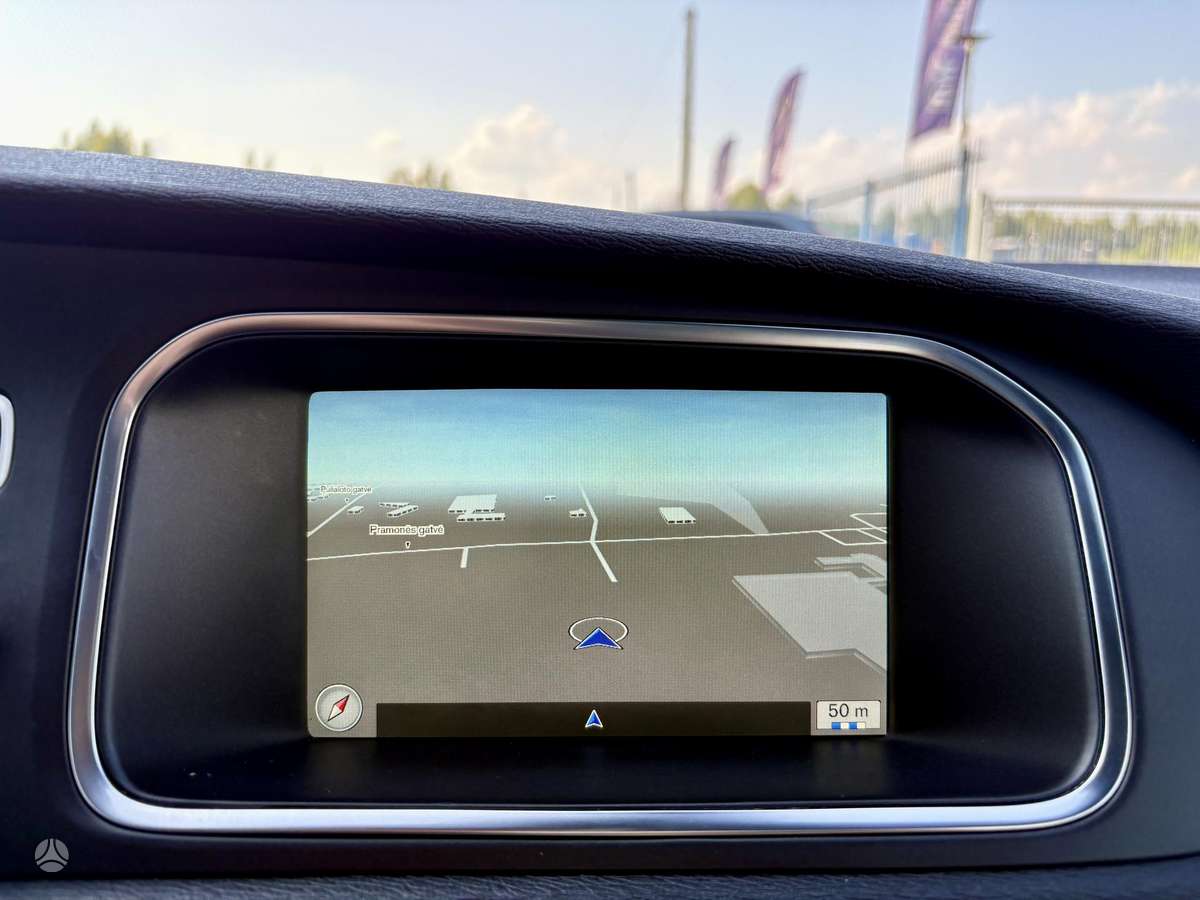 Volvo V40, 2.0 l., hatchback