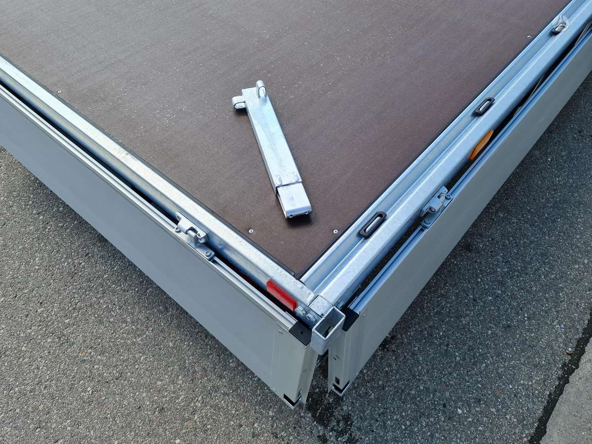 Humbaur HT 254118, passenger car trailers