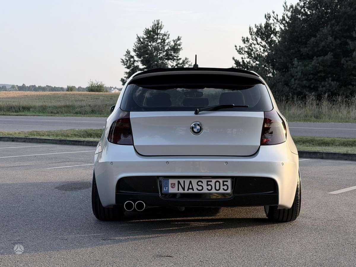BMW 118, 2.0 l., Хэтчбек