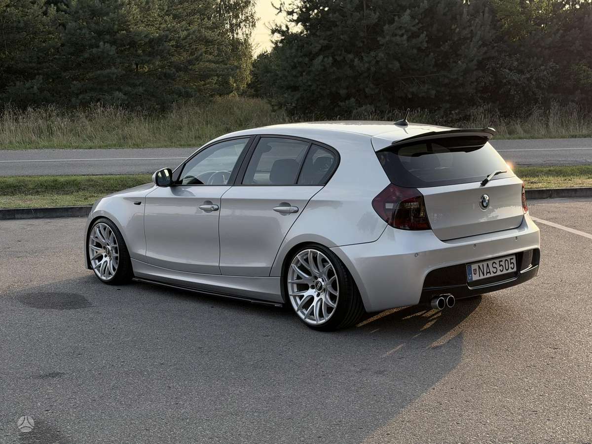 BMW 118, 2.0 l., Хэтчбек