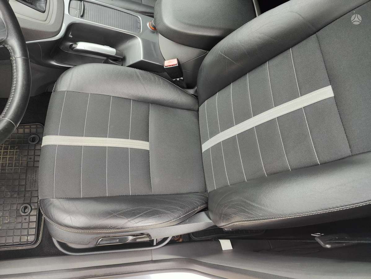 Ford Kuga, 2.0 l., Внедорожник / Кроссовер