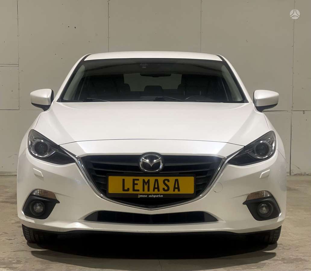 Mazda 3, 2.0 l., Хэтчбек