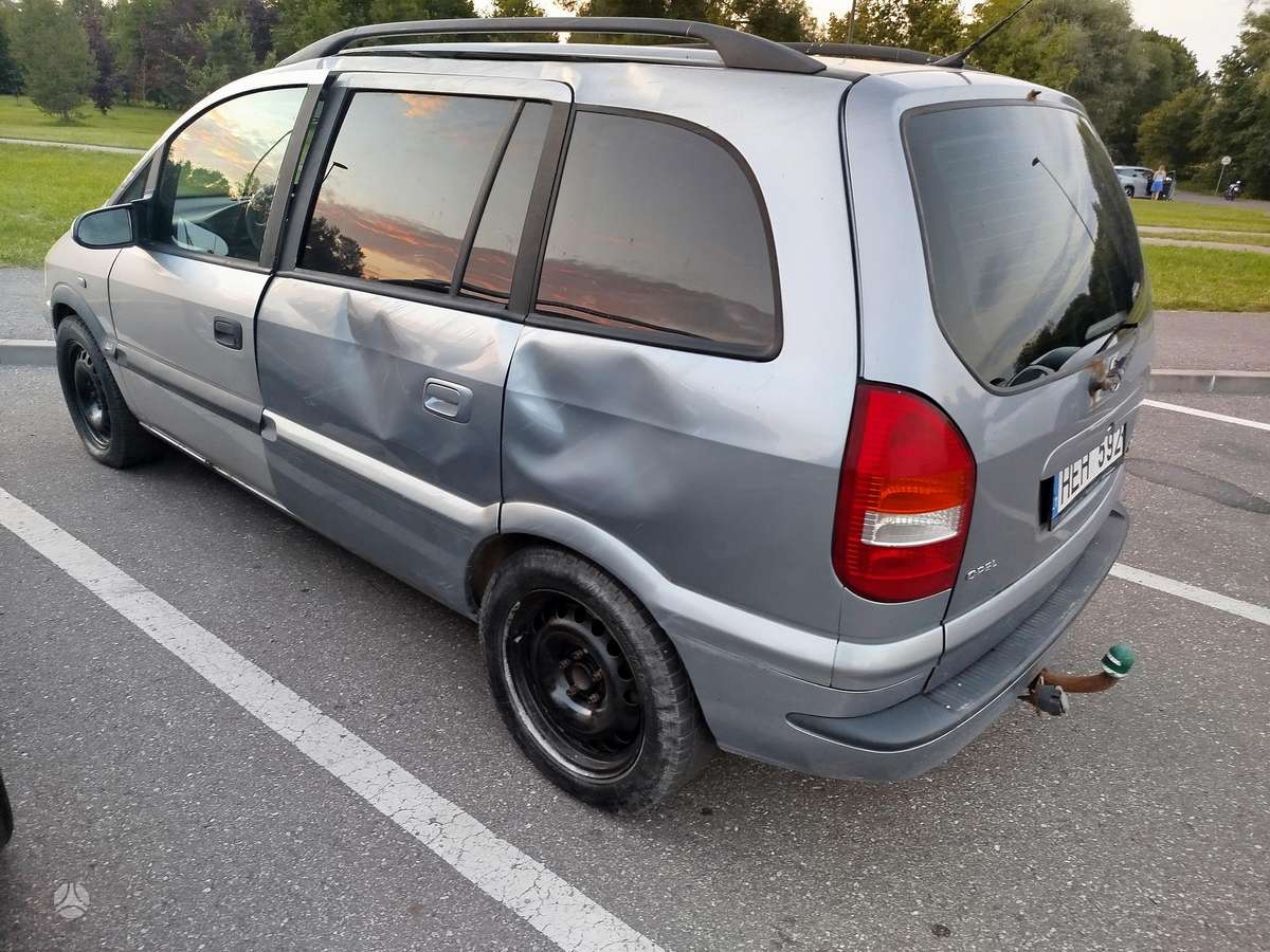 Opel Zafira - 5