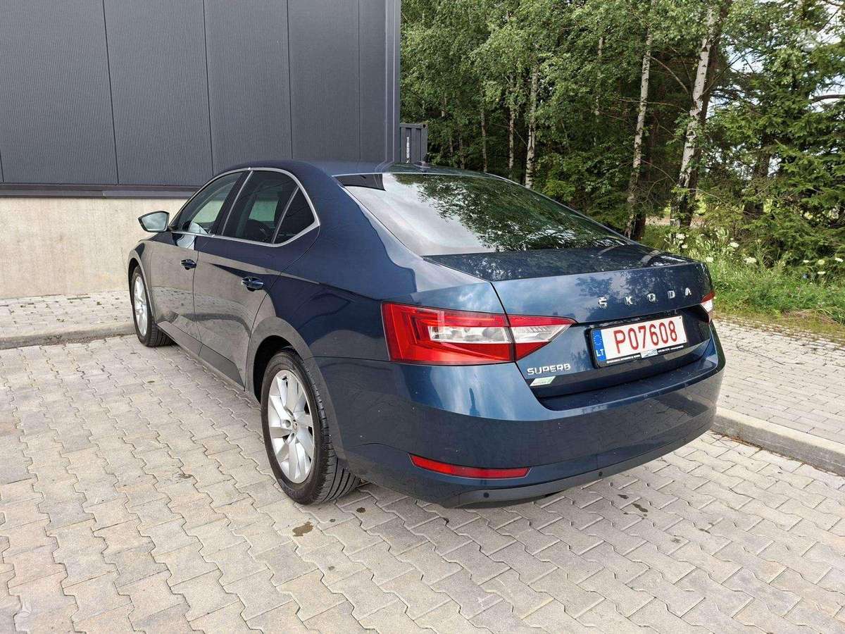 Skoda Superb, 2.0 l., hatchback