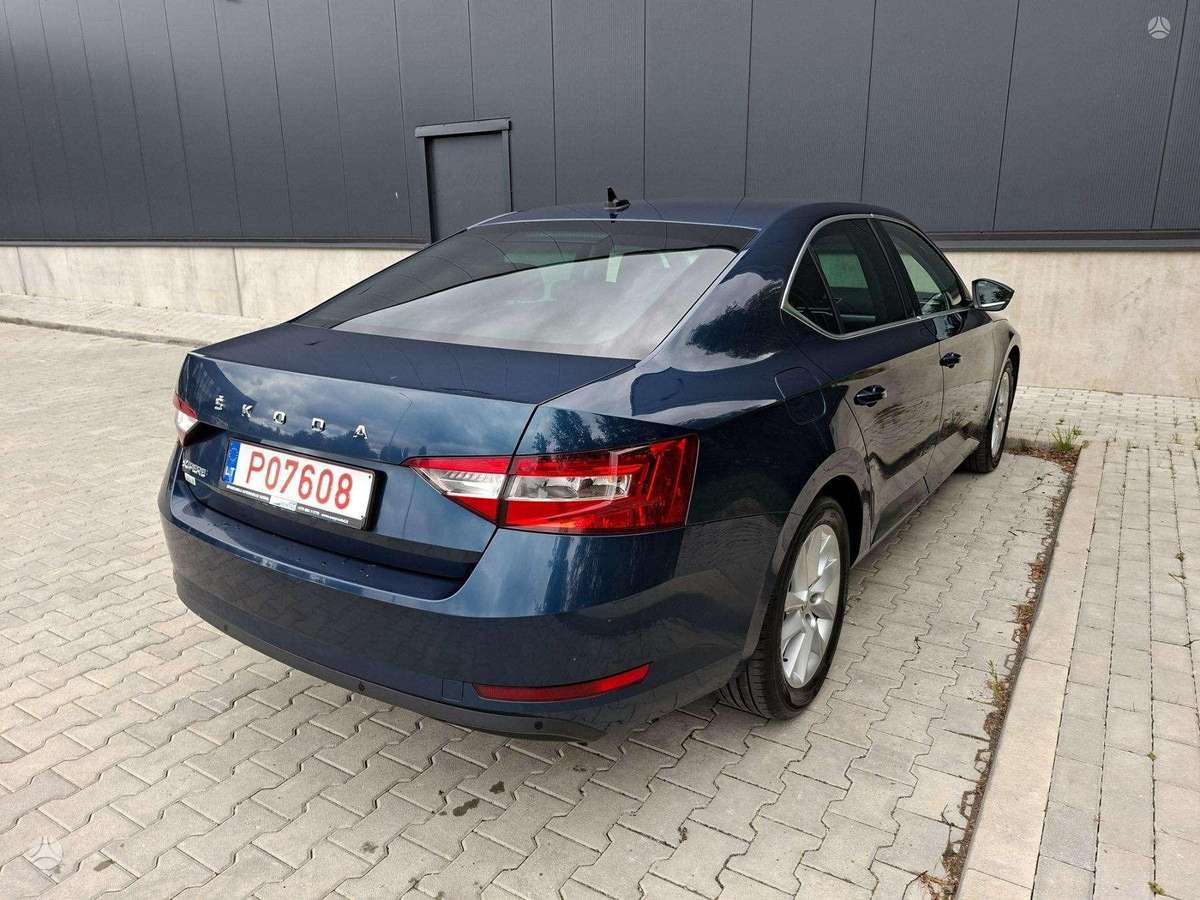 Skoda Superb, 2.0 l., hatchback