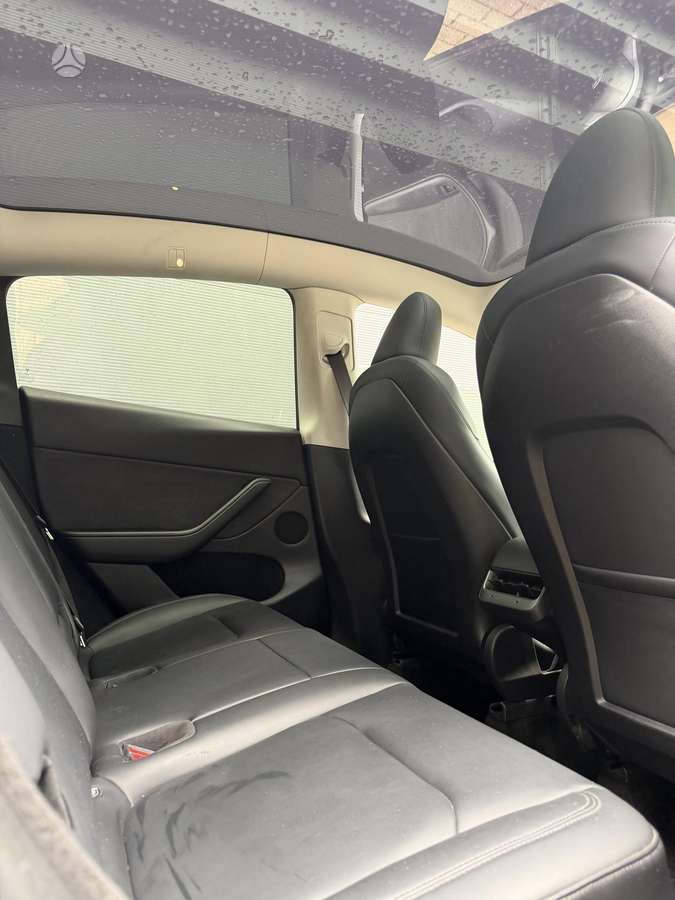 Tesla Model Y, 85 kWh, universalas