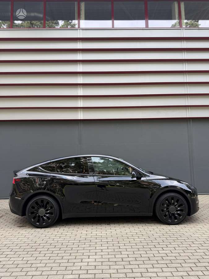 Tesla Model Y, 85 kWh, universalas
