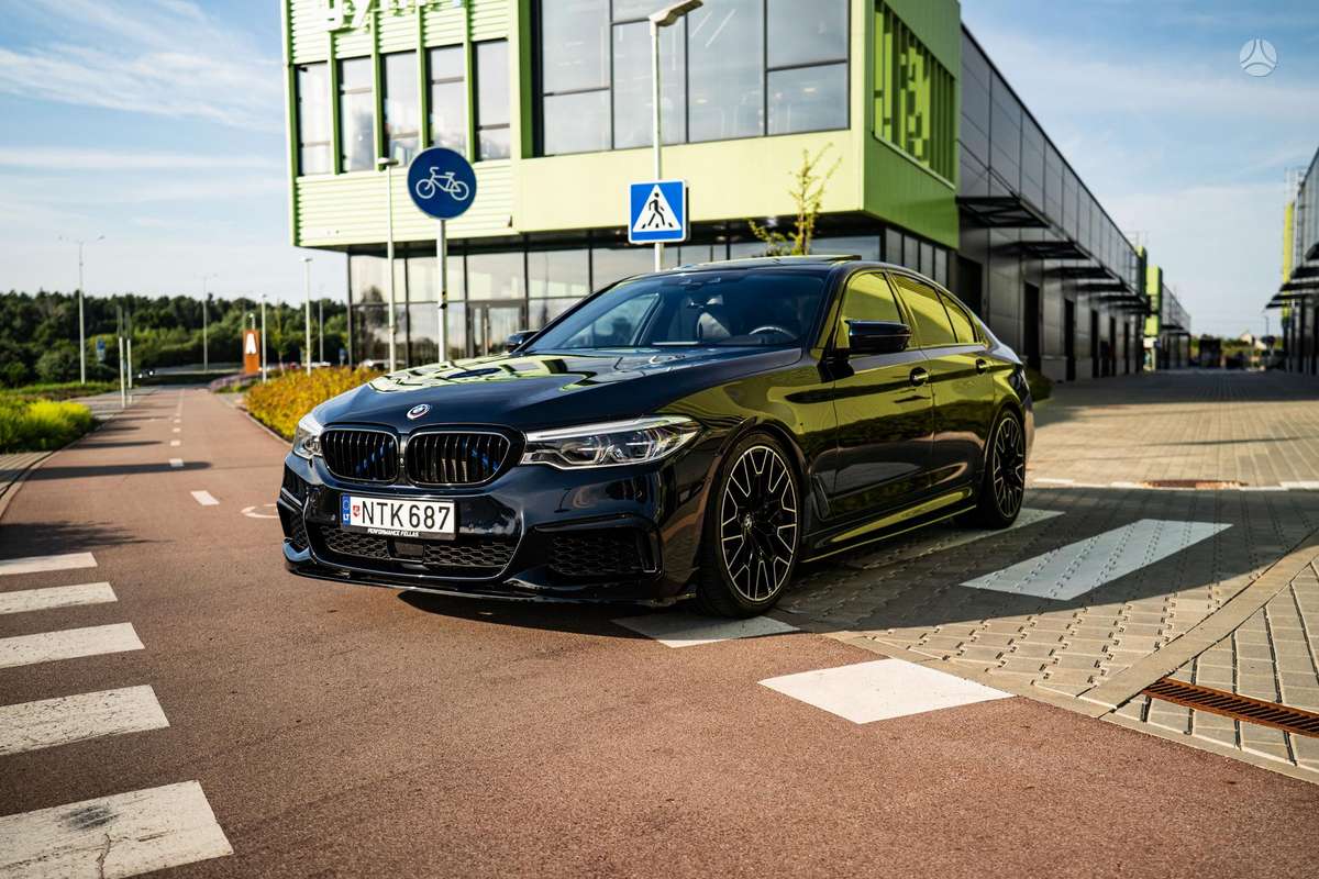 BMW M550, 4.4 l., Седан