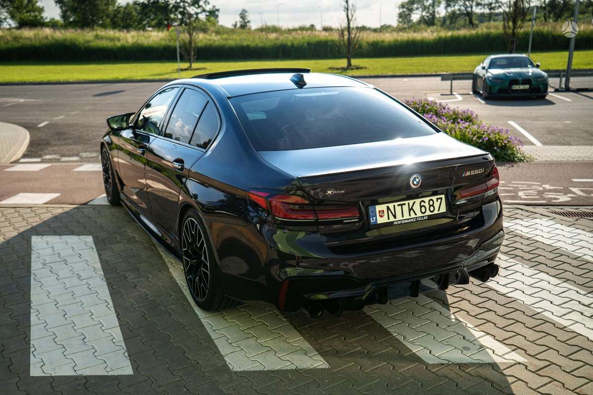 BMW M550, 4.4 l., Седан
