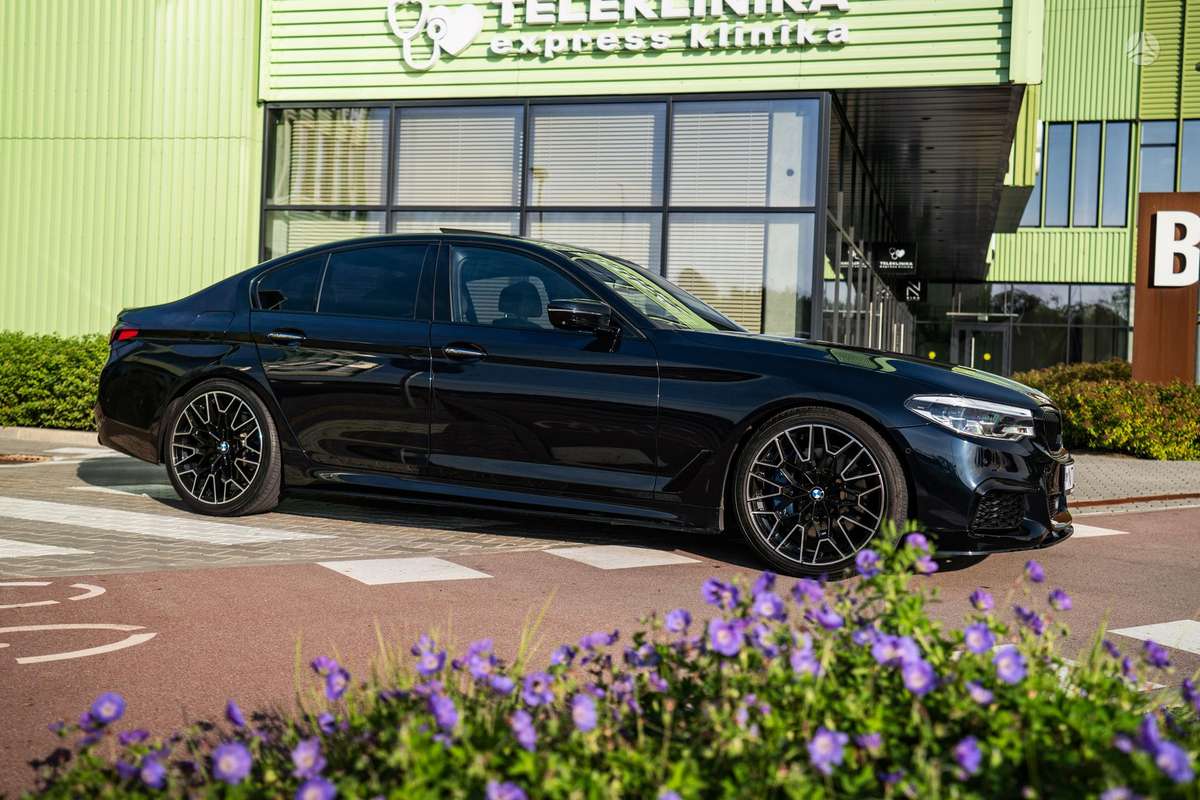 BMW M550, 4.4 l., Седан