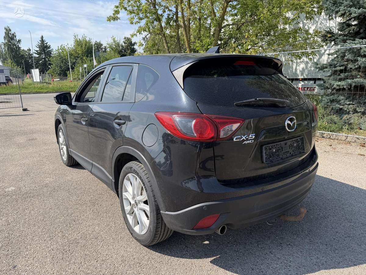 Mazda CX-5, 2.2 l., off-road / crossover