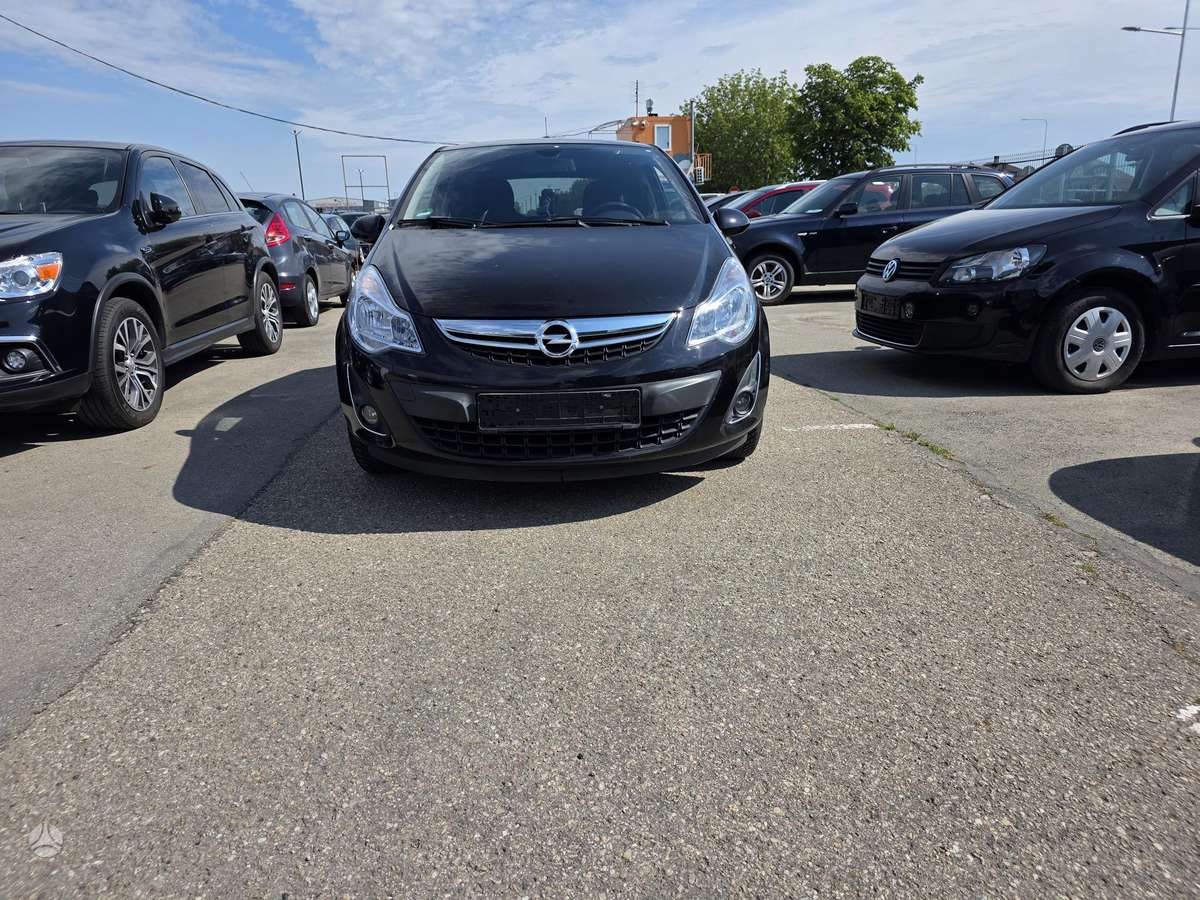 Opel Corsa, 1.2 l., Хэтчбек