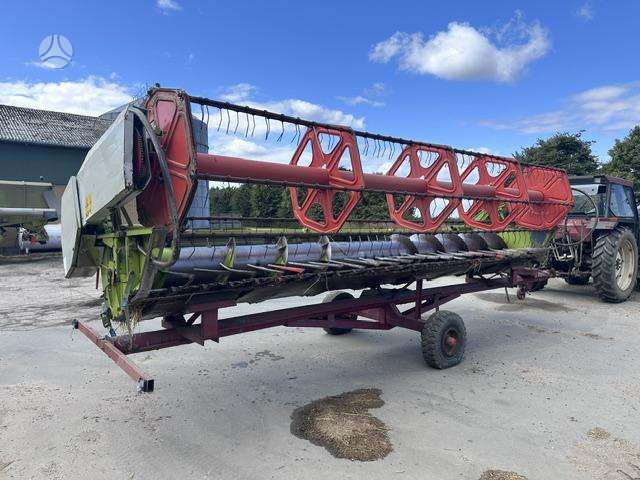 Claas MEGA 208, combine harvesters