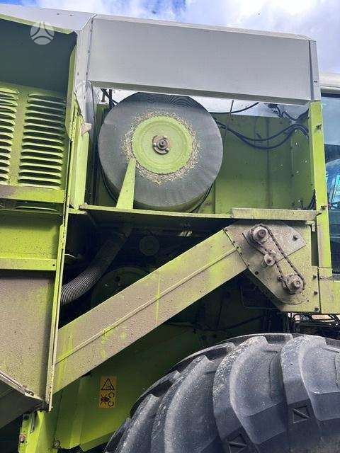 Claas MEGA 208, комбайны