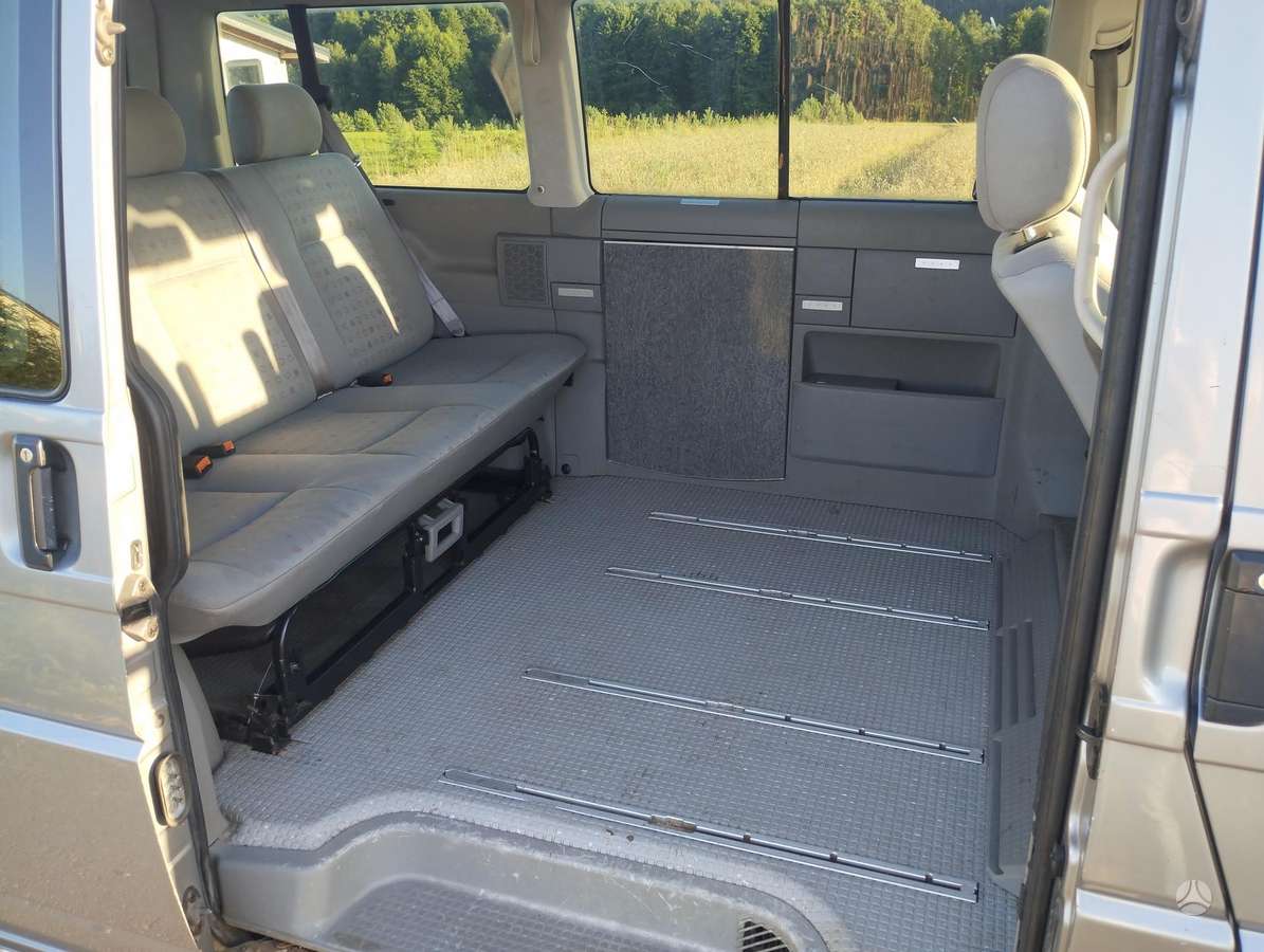 Volkswagen Multivan, 2.5 l., mpv / minivan