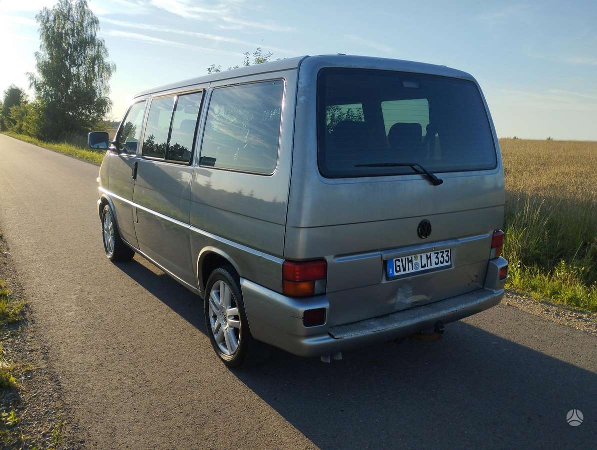Volkswagen Multivan, 2.5 l., Минивэн