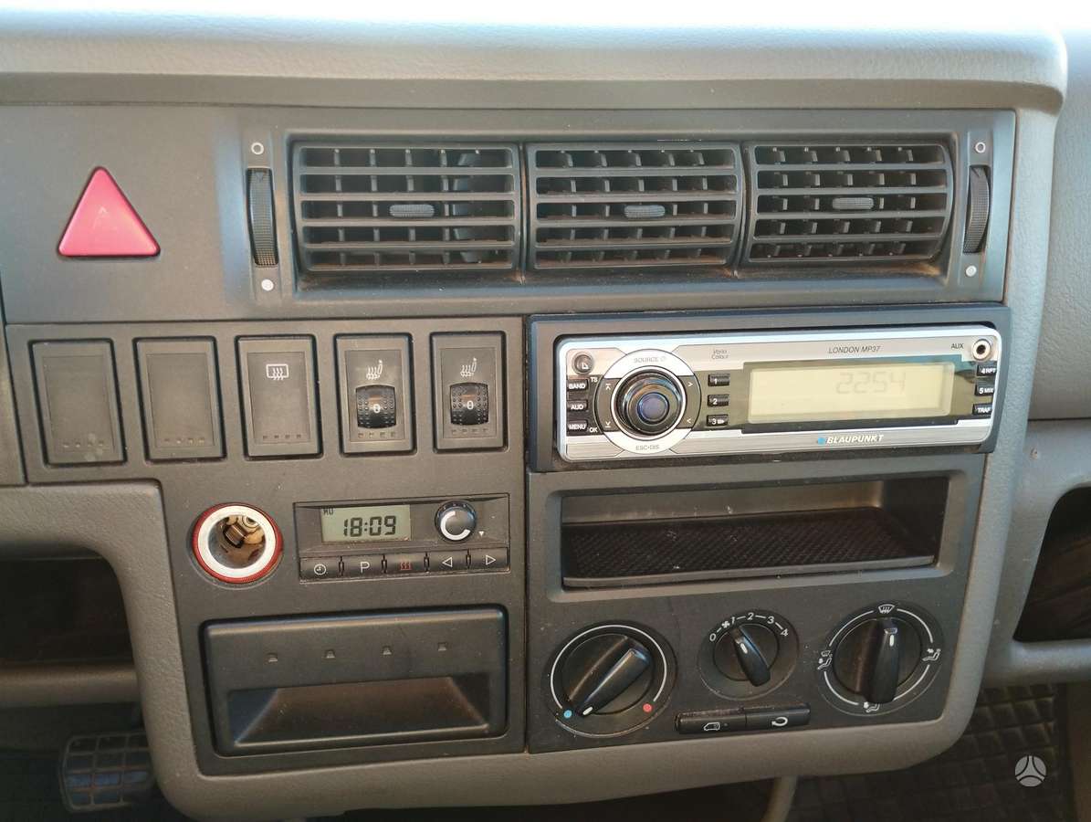 Volkswagen Multivan, 2.5 l., mpv / minivan