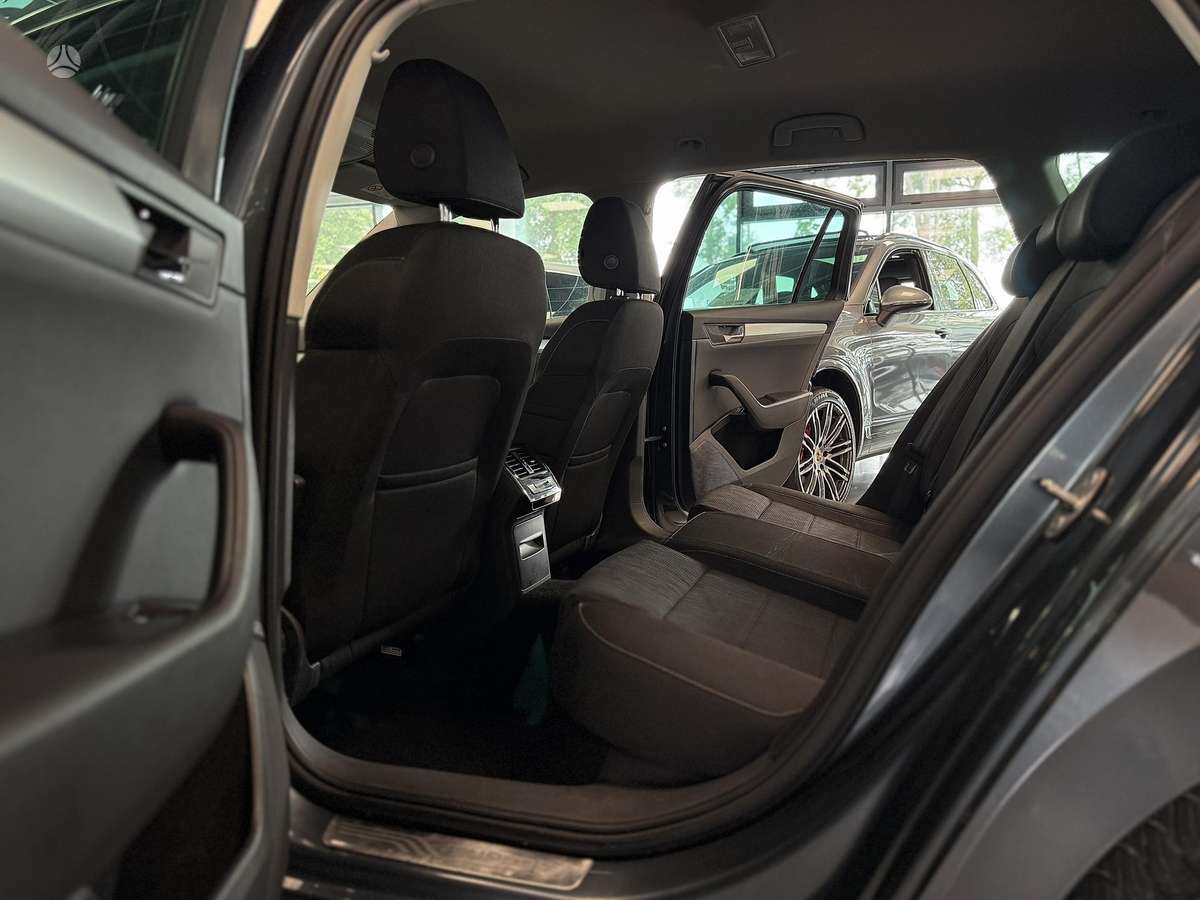 Skoda Superb, 2.0 l., Универсал