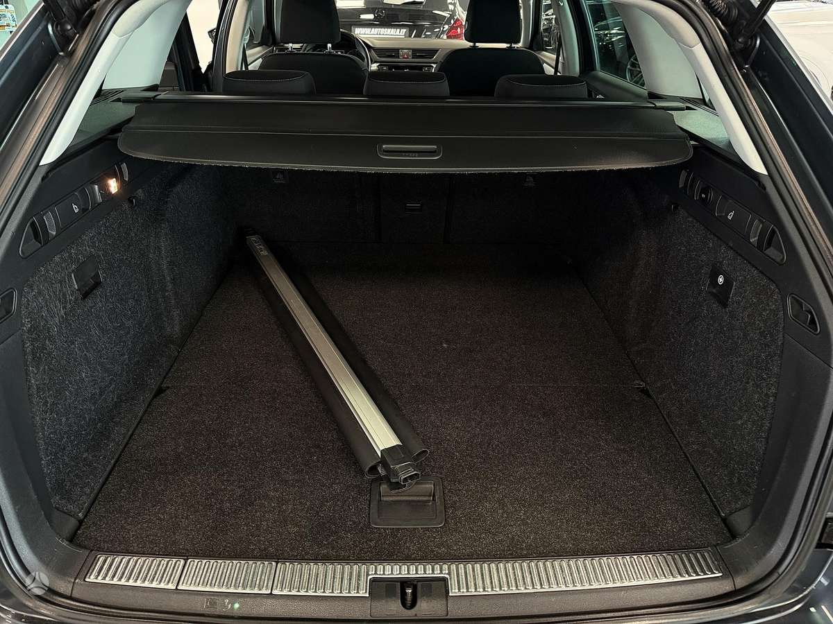 Skoda Superb, 2.0 l., Универсал