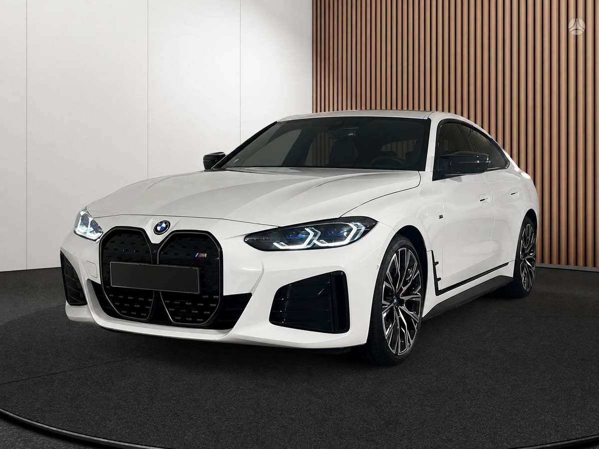BMW i4, 84 kWh, coupe