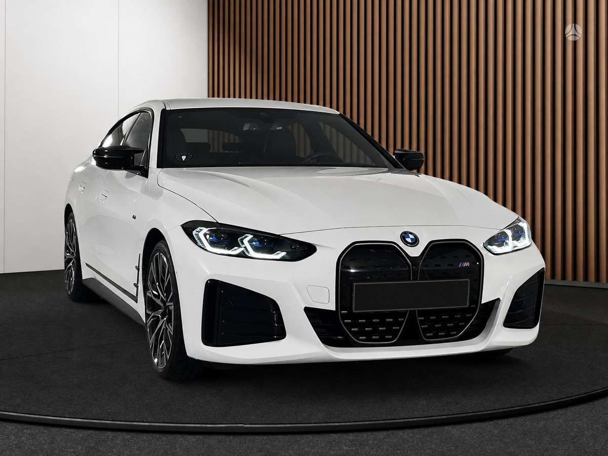 BMW i4, 84 kWh, coupe
