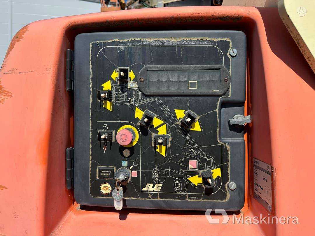 JLG 460SJ, alkūniniai keltuvai