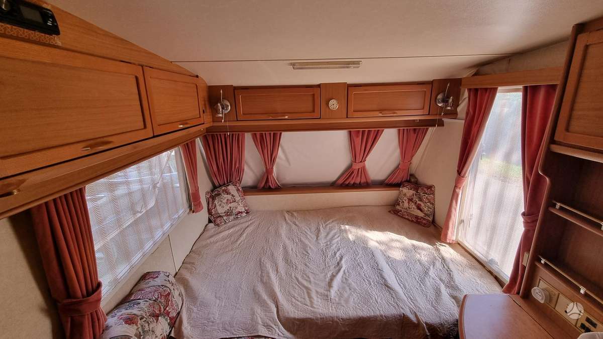 Compass CLARION 490/4L, кемперы