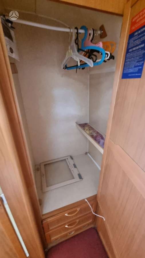 Compass CLARION 490/4L, caravans