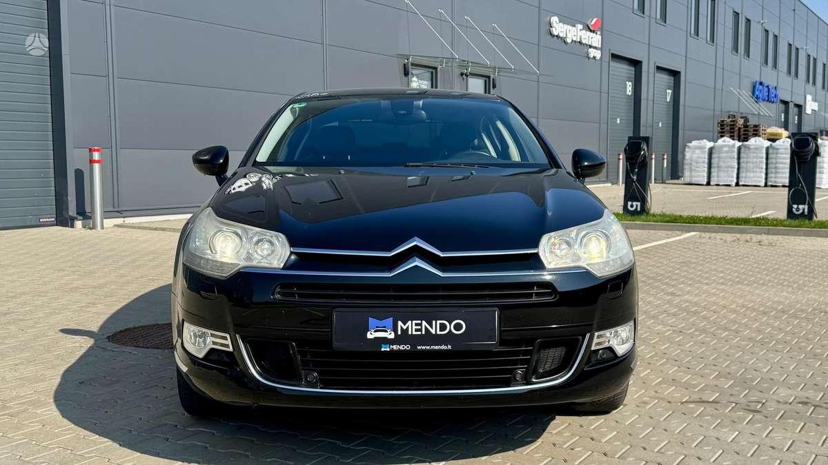 Citroen C5, 2.0 l., Седан