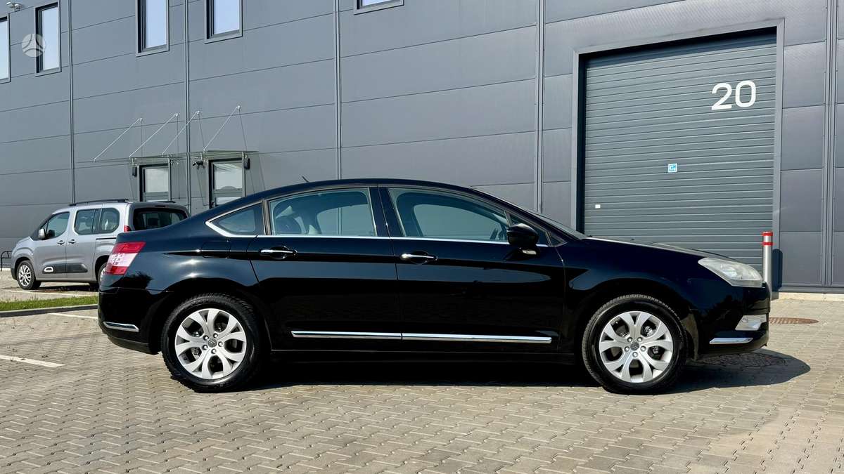 Citroen C5, 2.0 l., Седан