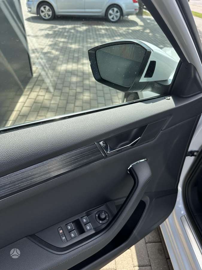 Škoda Superb - 6