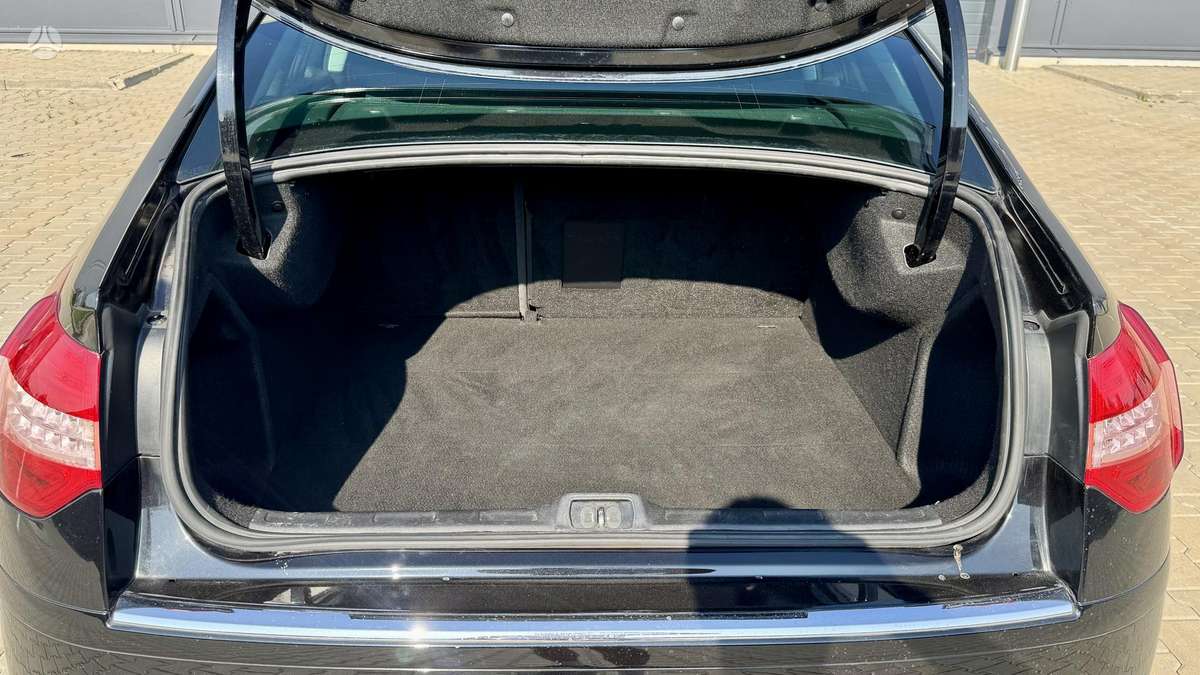 Citroen C5, 2.0 l., Седан