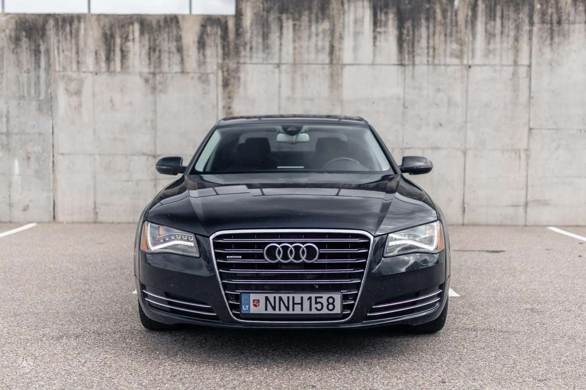 Audi A8 L, 4.2 l., Седан