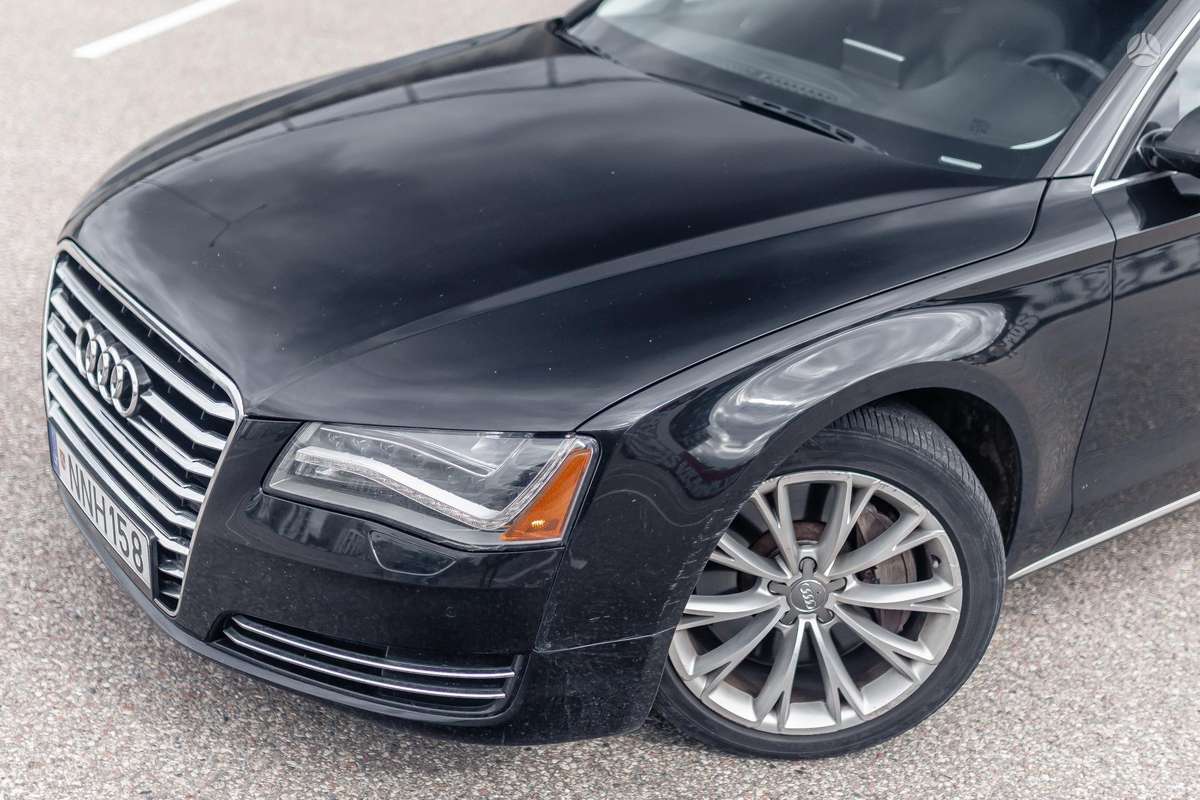 Audi A8 L, 4.2 l., Седан