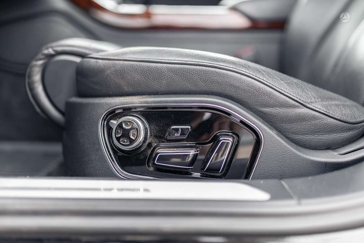 Audi A8 L, 4.2 l., Седан