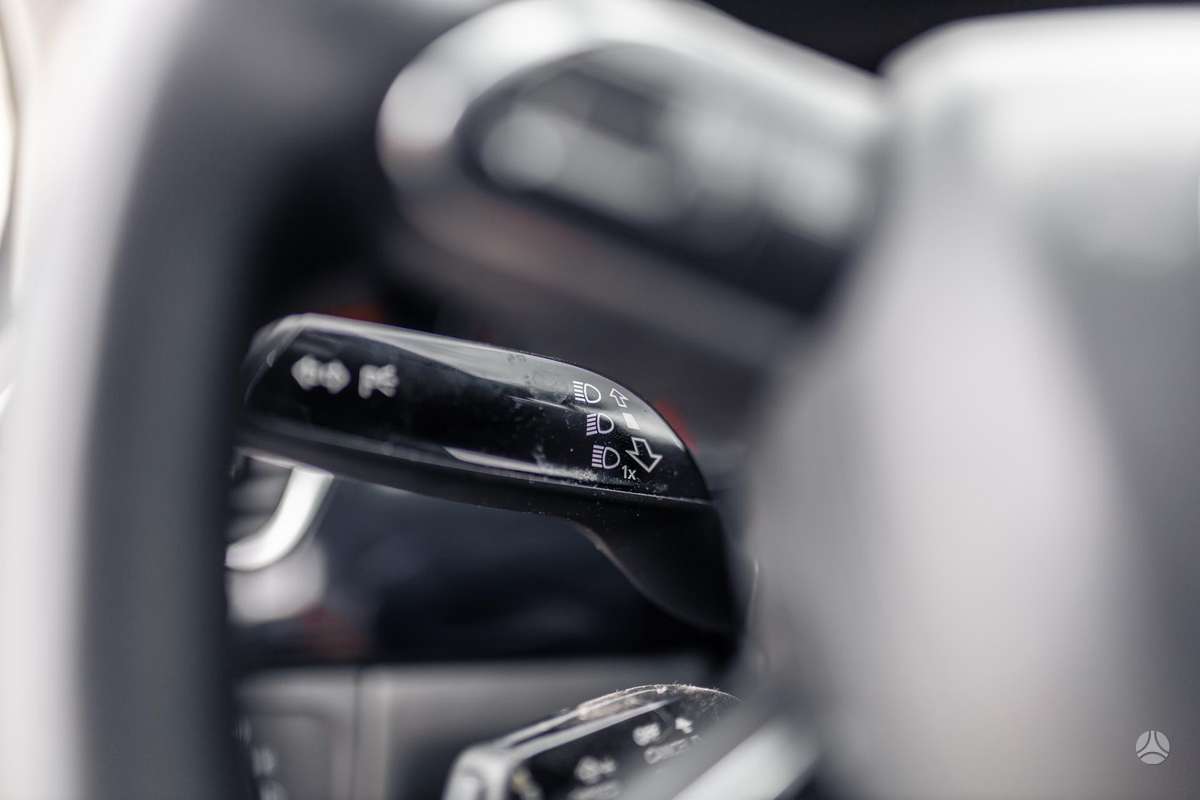 Audi A8 L, 4.2 l., Седан