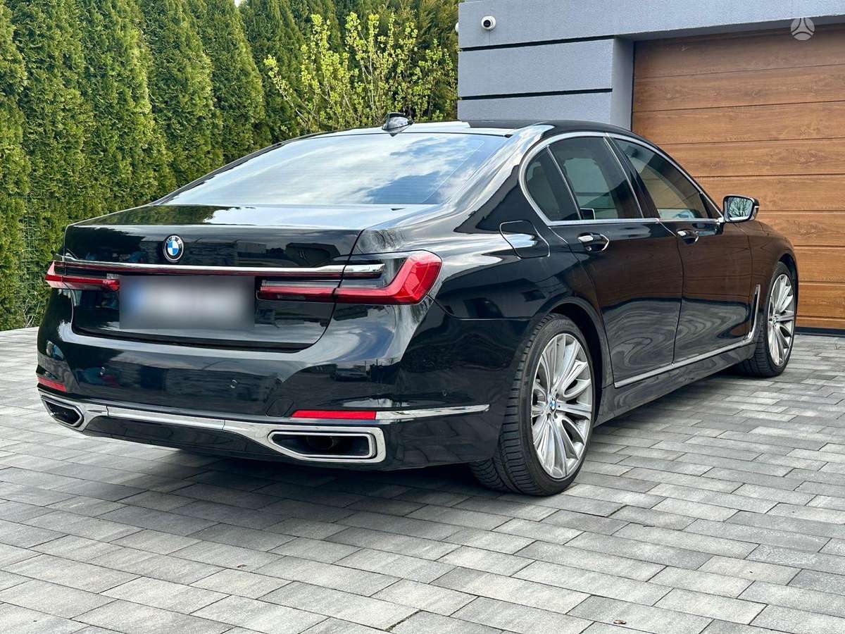 BMW 730, 3.0 l., Седан