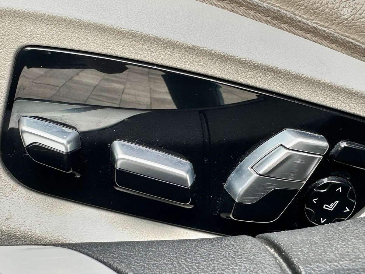 BMW 730, 3.0 l., Седан