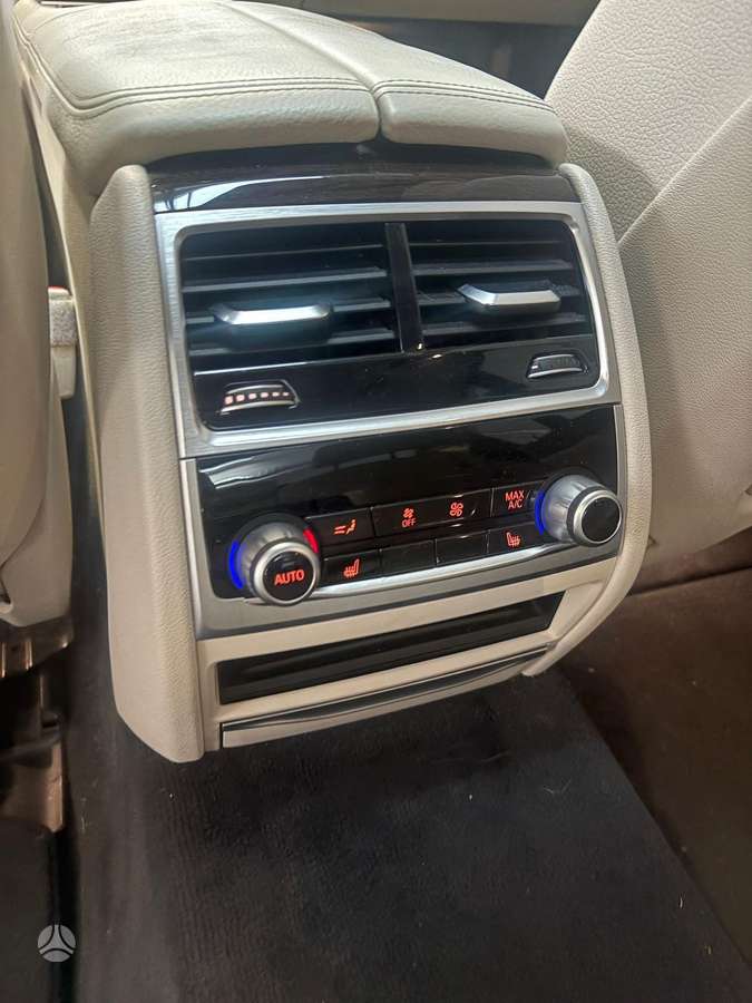 BMW 730, 3.0 l., Седан