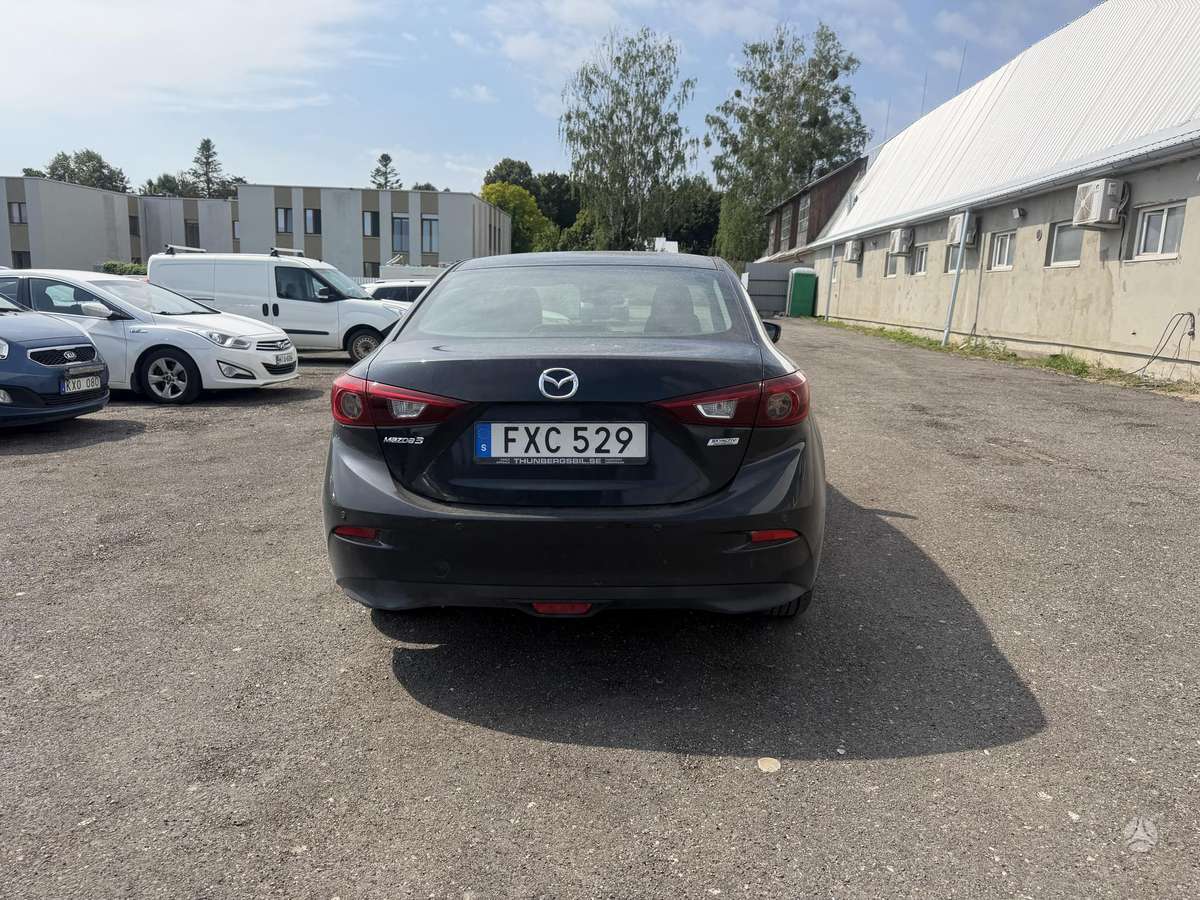 Mazda 3, 2.2 l., Седан