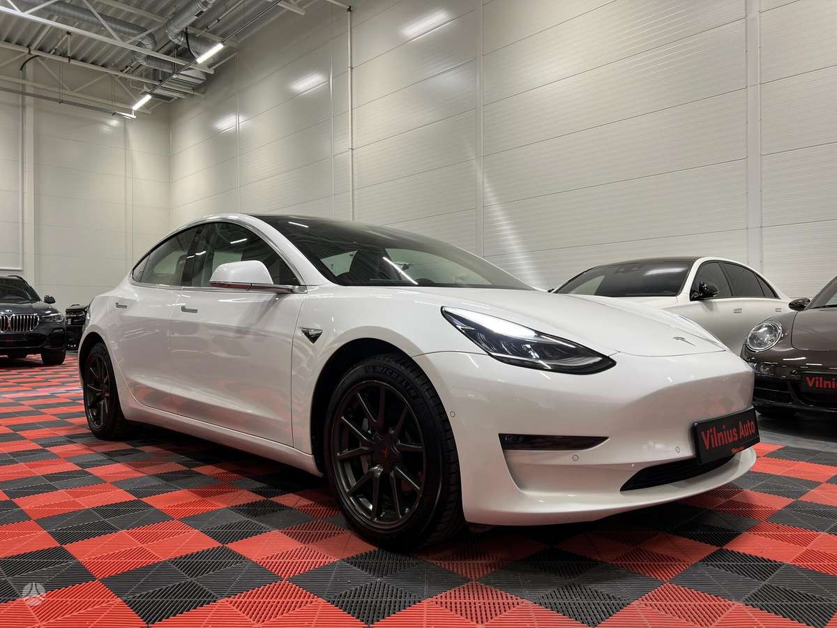 Tesla Model 3, 77 кВт·ч, Седан