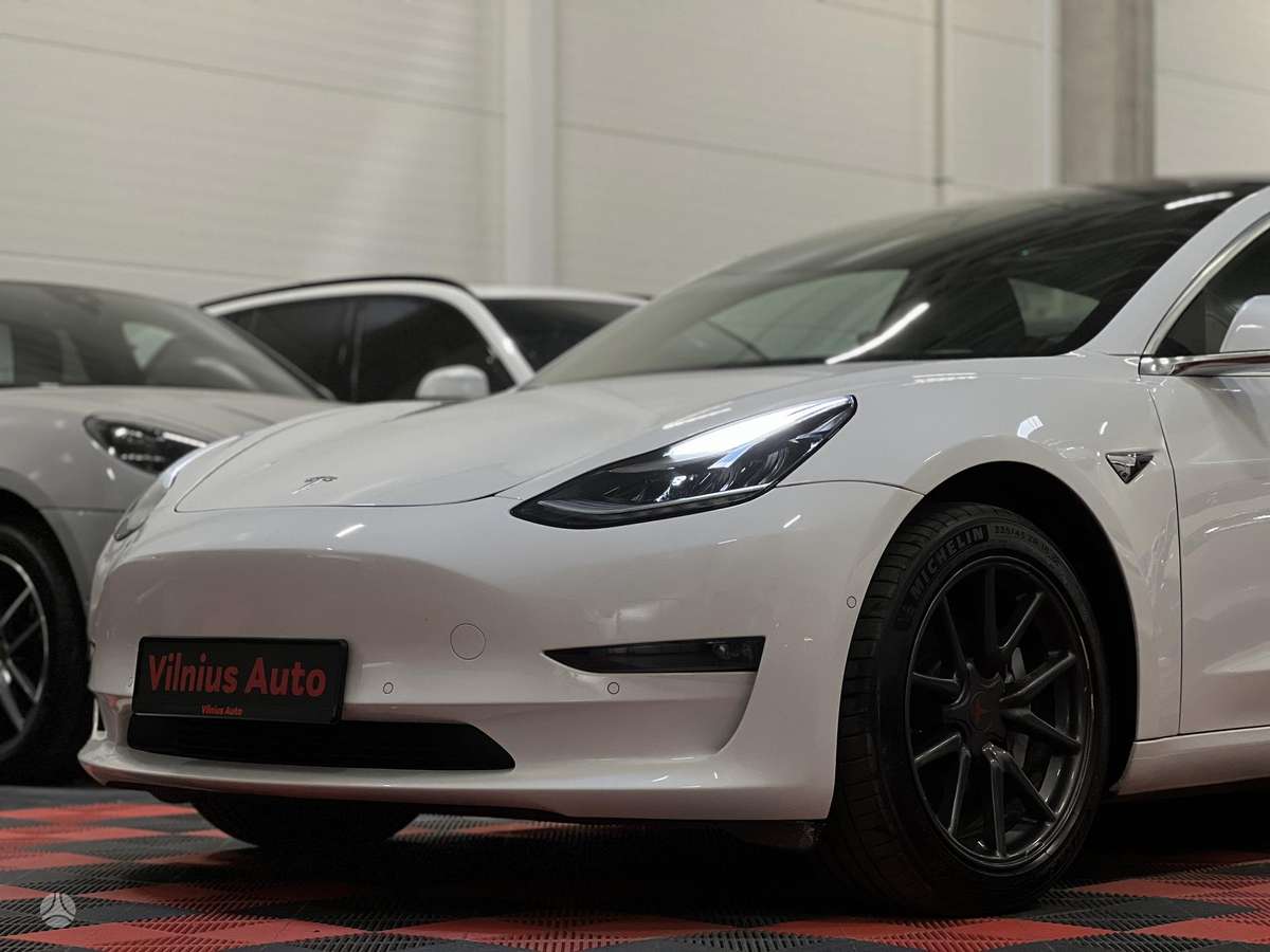 Tesla Model 3, 77 кВт·ч, Седан